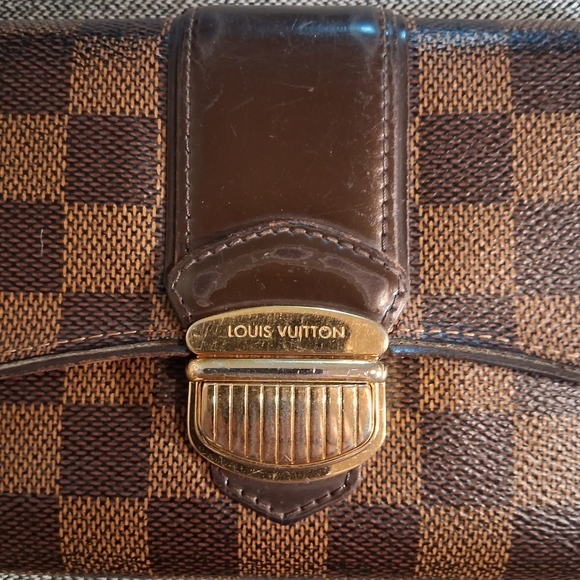 Louis Vuitton Damier Ebene Wallet with Gold Clasp - Picture 2 of 16